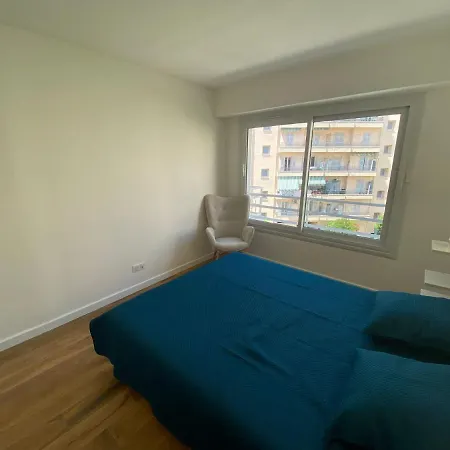 Renovated 4 Room Apartment-Parking Next Door And Beach At 700M Antibes Exterior photo